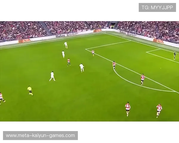 世界杯姆巴佩禁区外低射洞穿对手城门